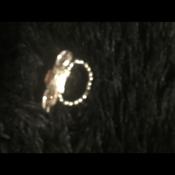 Nice ring - Picture 2 of 4